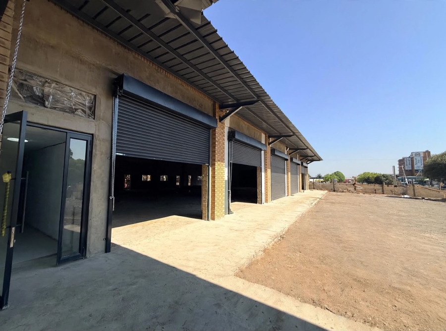 To Let Commercial Property for Rent in Rustenburg Central North West
